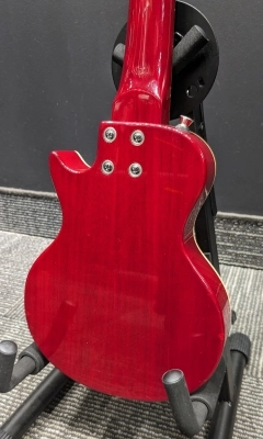 Epiphone Les Paul Acoustic/Electric Soprano Ukulele - Cherry Sunburst 2